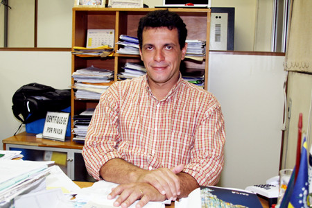 O secretário de Administração e Recursos Humanos, Fábio Ribeiro, também, fala das conquistas para o servidor em 2010 (Foto: Roberto Joia)