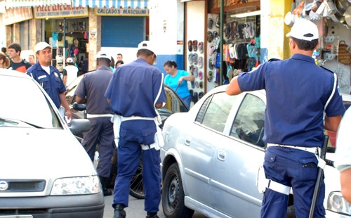 O curso tem o objetivo de preparar os guardas para ações em grandes eventos (Foto: Antônio Leudo)