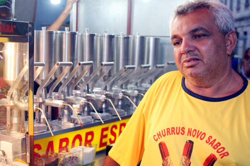 O presidente da Associação dos Ambulantes também está na luta pelos royalties (Foto: César Ferreira)
