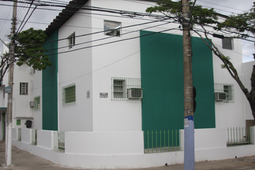 Os cursos preparatórios, oferecidos pela Fundação Zumbi, visam oferecer ao aluno que estuda nas instituições públicas a mesma oportunidade daqueles oriundos das escolas particulares (Foto: Gerson Gomes)