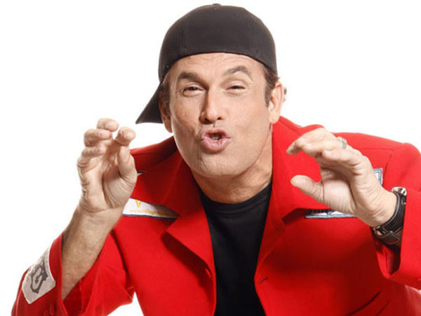 Neste domingo (28), a partir das 20h, Sérgio Mallandro apresentará seu show, divertindo, novamente, o público campista com 80 minutos de relatos divertidos de seu dia a dia (Foto: Divulgação)