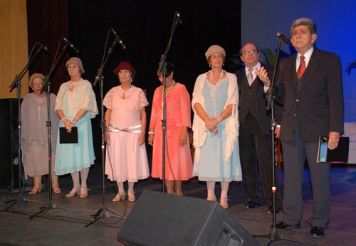 O Musical da Broadway apresenta sua versão brasileira, com adaptação e direção de Charles Möelle e Cláudio Botelho (Foto: Divulgação)