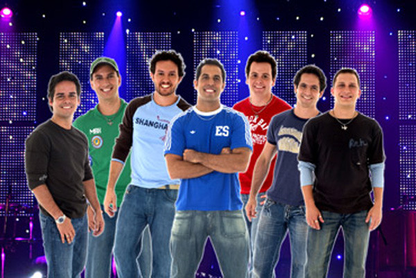 O grupo promete animar visitantes e veranistas do Farol de São Tomé neste sábado (08)  a partir das 22h (Foto: Divulgação)