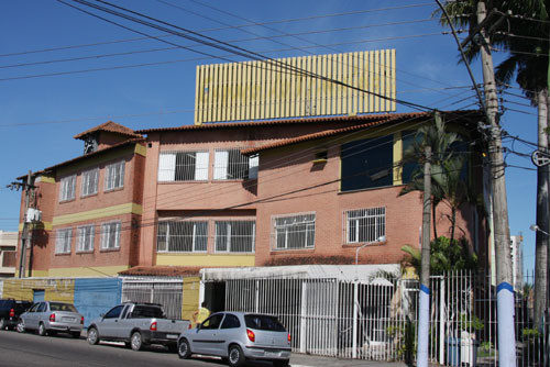 Os interessados devem comparecer ao Balcão de Emprego Municipal, na Avenida 28 de Março, 533, esquina com Beira Valão, Centro (Foto: Antônio Leudo)