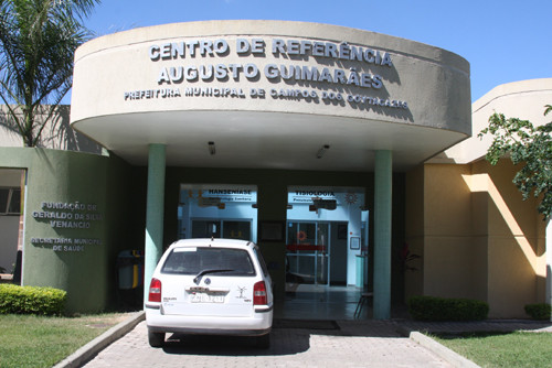 O Centro de Referência Augusto Guimarães realiza tratamento da hanseníase (Foto: Antônio Leudo)