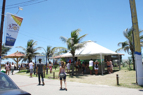 Janeiro foi um mês positivo e que, em fevereiro, o número de visitantes na praia campista poderá aumentar em virtude da programação extensa até o Carnaval (Foto: Antônio Leudo)