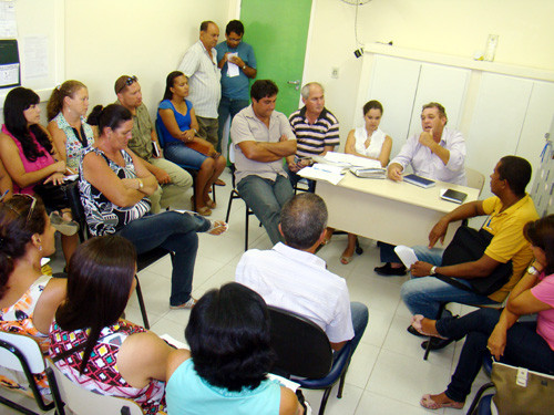 Comunidade de Vila nova e adjacências se reuniu com representantes do Governo Rosinha Garotinho para detalhar o programa (Foto: Divulgação)