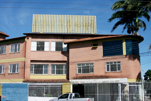 Os interessados devem comparecer ao Balcão de Emprego, na Avenida 28 de Março, 533, esquina com Beira-Valão (Foto: Check)