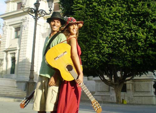 Os músicos Kalu Coelho e Rodrigo Mesquita têm recebido boas críticas de especialistas, como Roberto Menescal (Foto: Divulgação)