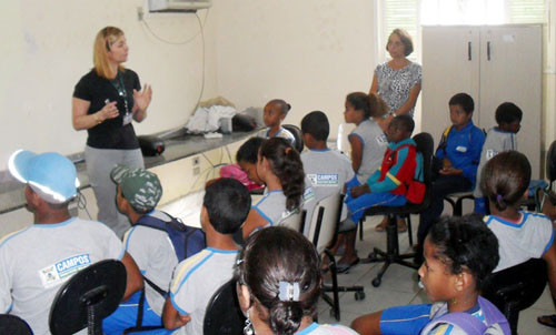 O objetivo maior do projeto é proporcionar que os alunos, professores e funcionários da escola que se tornem agentes multiplicadores da educação sanitária (Foto: Divulgação)