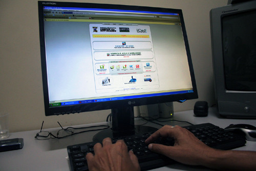 O recadastramento pode ser feito online, através do site da prefeitura (Foto: Divulgação)