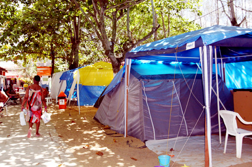 Ainda existem vagas para quem resolver se instalar no local, que deverá começar a receber um público maior a partir desta quinta-feira (03) (Foto: Antônio Leudo)