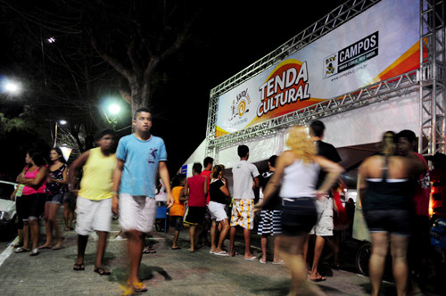 O evento acontece a partir das 20h, na Tenda Cultural montada no Farol de São Tomé (Foto: César Ferreira)