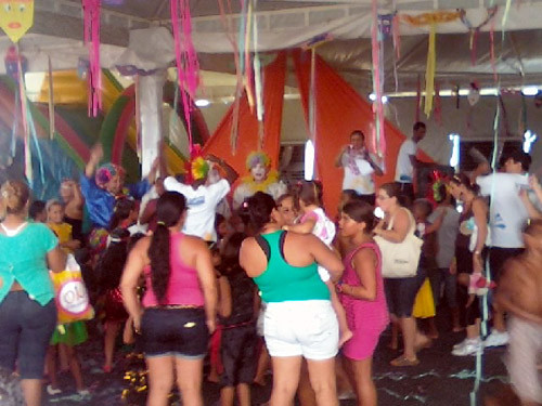 Animação das crianças contagiou a tenda (Foto: Divulgação)