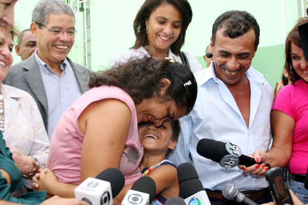 O reecontro emocionante aconteceu na tarde desta sexta-feira (Foto: César Ferreira)