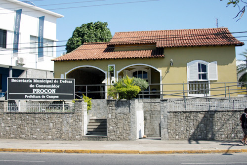 Isenção de cobranças de multas foi deferida pela 4ª Vara Cível, através de iniciativa do Procon-Campos (Foto: Arquivo)