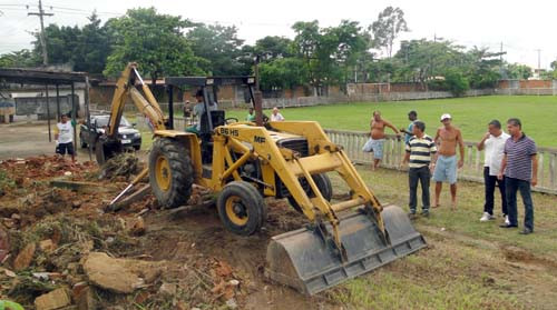 Campo de Santo Antônio recebe reforma que vai colocar de pé um dos estádios mais utilizados nas décadas de 80 e 90 (Foto: Divulgação)