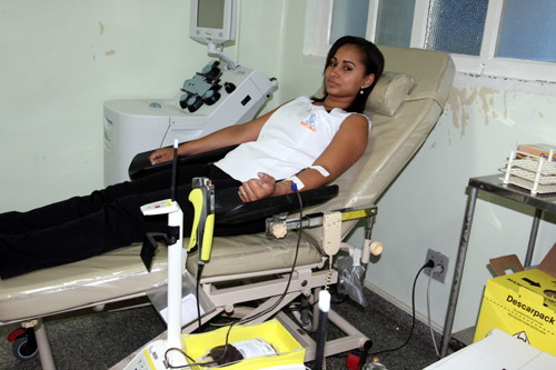 A campanha de doação de sangue prosegue durante toda a semana (Foto: Check)