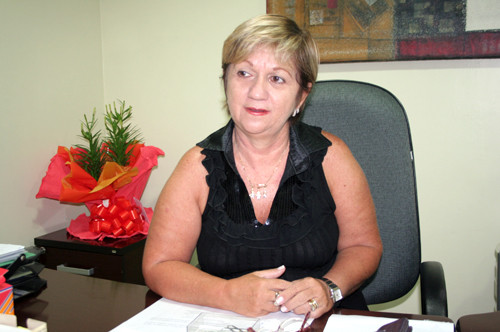 A presidente da Fundação Municipal Trianon, Auxiliadora Freitas,  diz que em breve uma nova data será publicada no Diário Oficial (Foto: Antônio Leudo)