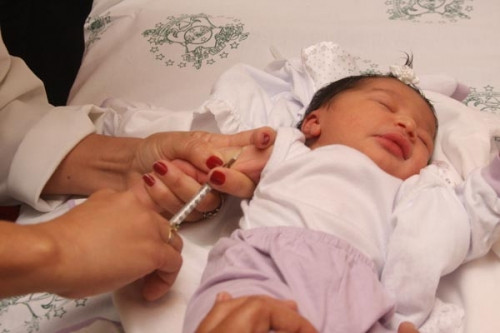 Os bebês que nascerem no Hospital Plantadores de Cana a partir de segunda-feira (11) receberão a vacina contra a tuberculose ? a vacina BCG (Bacilo Calmette-Guérin) ? ainda na maternidade (Foto: Divulgação)