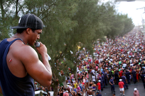 No dia 1º de maio, a programação religiosa se une à recreativa e esportiva, e conta, em seu encerramento, com o show da Banda TuduBlu, às 21 horas (Foto: César Ferreira)