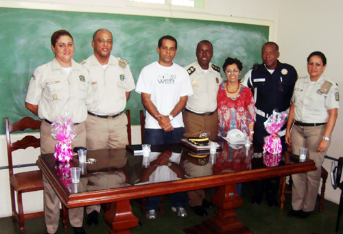 A finalidade da visita foi realizar troca de experiências, fechar parcerias para realizações de cursos e capacitações dos políciais da Ronda Escolar de Campos com a Guarda Civil do Rio (Foto: Divulgação)