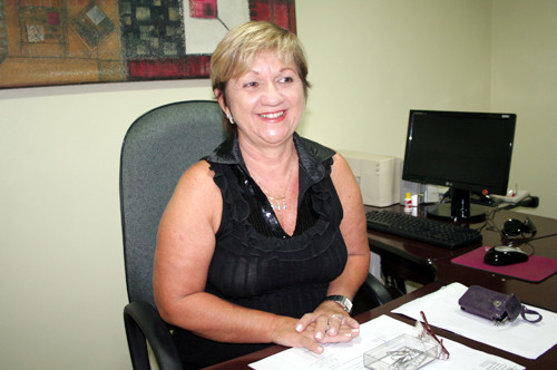 A presidente da Fundação Municipal Trianon, Auxiliadora Freitas,  incentiva a inscrição dos projetos (Foto: Antônio Leudo)