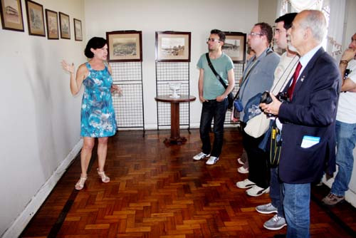 O Museu Olavo Cardoso recebeu nesta quarta-feira (25) a visita internacional de cinco rotaryanos da Sicília, cidade do sul da Itália e, ainda, de Malta, país do meio do Mediterrâneo (Foto: Rogério Azevedo)