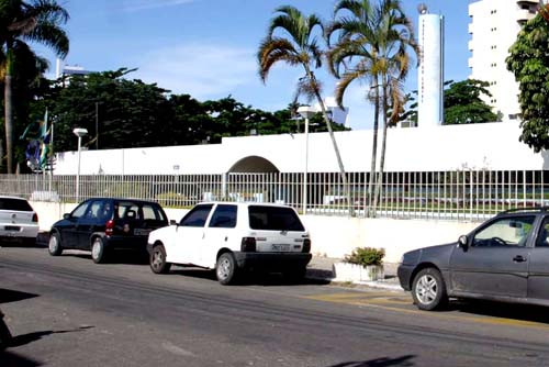 Os salários do mês de maio vão ser pagos nos dias 27, 30 e 31, cumprindo o escalonamento pré-definido pela Secretaria Municipal de Administração e Recursos Humanos (SMARH) (Foto: Roberto Jóia)