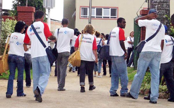 As equipes vão realizar um trabalho de combate e de prevenção, com orientações à população (Foto: Roberto Joia)