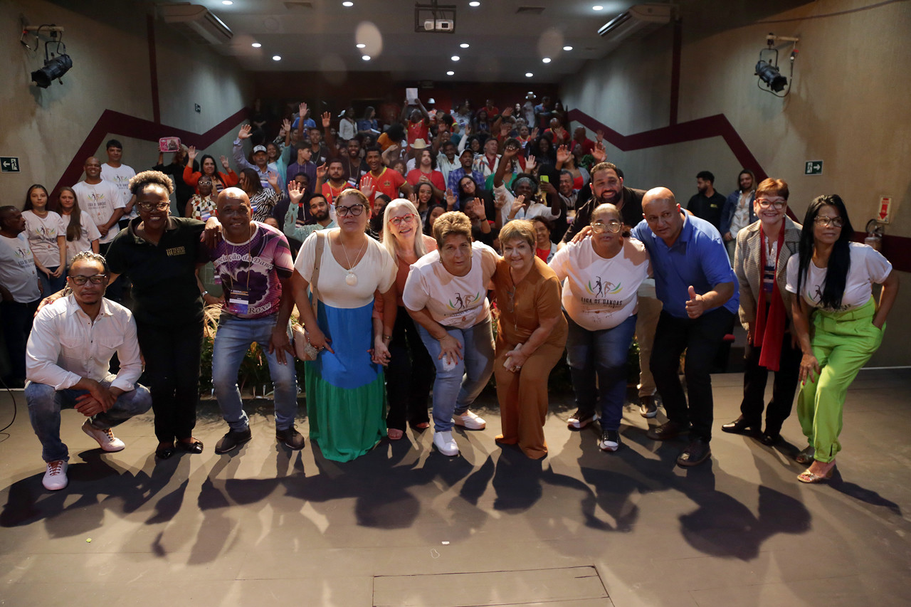 Hoje tem cinema no Teatro de Bolso