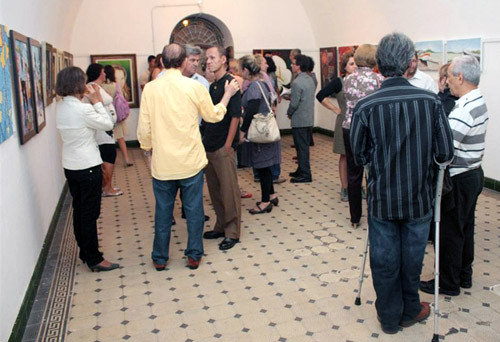 A exposição A Arte de Campos foi realizada com sucesso no Forte de Copacabana (Foto: Divulgação)