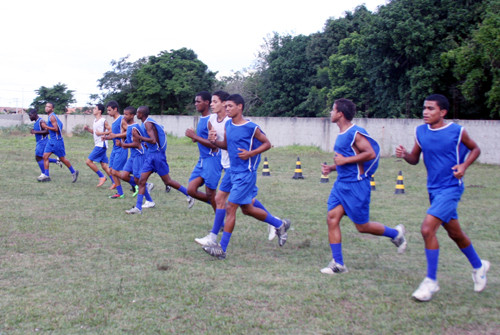 O time vem treinando ativamente (Foto: Check)
