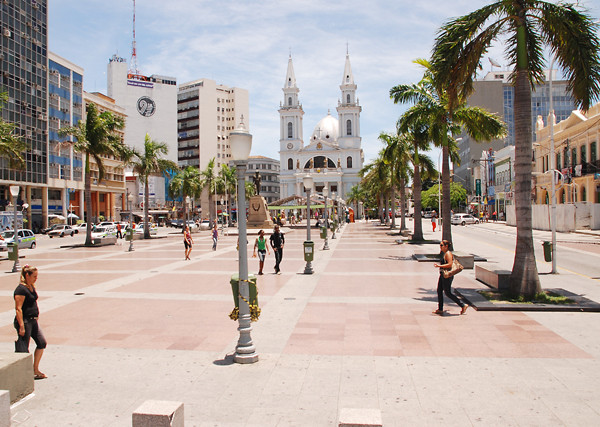 A praça São Salvador será um dos pontos turísticos visitados (Foto: Divulgação)