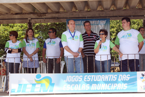 Cerca de 2 mil estudantes participam da Final Municipal de Xadrez