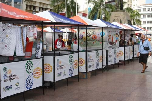 A Feira Mãos de Campos vai estar na Praça São Salvador nesta terça-feira (21) e na quarta-feira (22), das 8h às 17h (Foto: Arquivo)