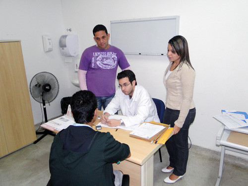 A cada mês os doentes terão à disposição 280 consultas ambulatoriais, além de diagnósticos, exames laboratoriais específicos e biópsias (Foto: Divulgação)