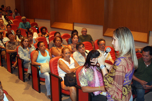 Mais 150 pacientes vão passar pela triagem do Programa de Controle de Tabagismo, da Secretaria Municipal de Saúde, no próximo dia 18 (Foto: César Ferreira)