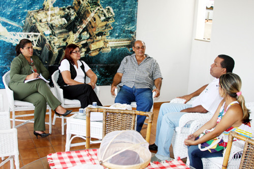 A reunião aconteceu na secretaria de Desenvolvimento Econômico e Petróleo (Sedep) (Foto: Check)