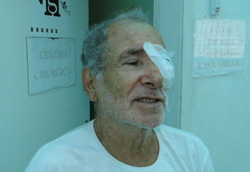 O aposentado Aristótino Batista, 69 anos, fez duas cirurgias de catarata no HGG e elogiou o atendimento que recebeu (Foto: Divulgação)