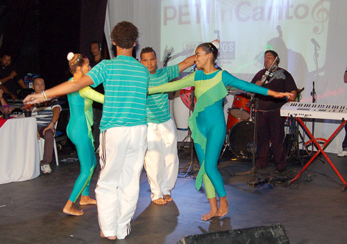 O evento folclórico faz parte do eixo pedagógico norteador dos programas, que conta, ainda, com cursos, palestras, seminários, atividades esportivas e culturais (Foto: Check)