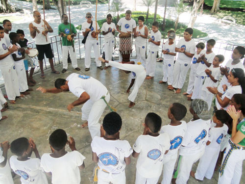 As aulas de Capoeira surgiram após vários pedidos de diversos grupos e usuários da FME que buscavam aprender a modalidade (Foto: Divulgação)