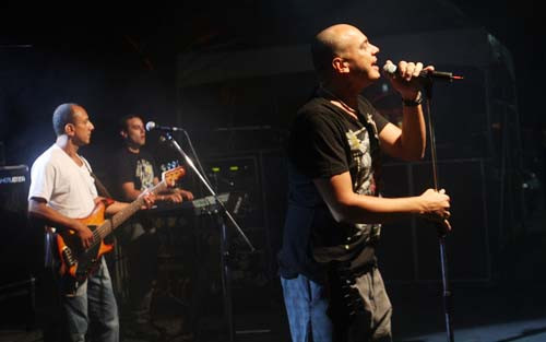 O cantor e compositor Sandro Balli fecha com chave de ouro nesta sexta-feira (05), a partir das 20h, os shows no Canteiro da Catedral (Foto: Antônio Leudo)