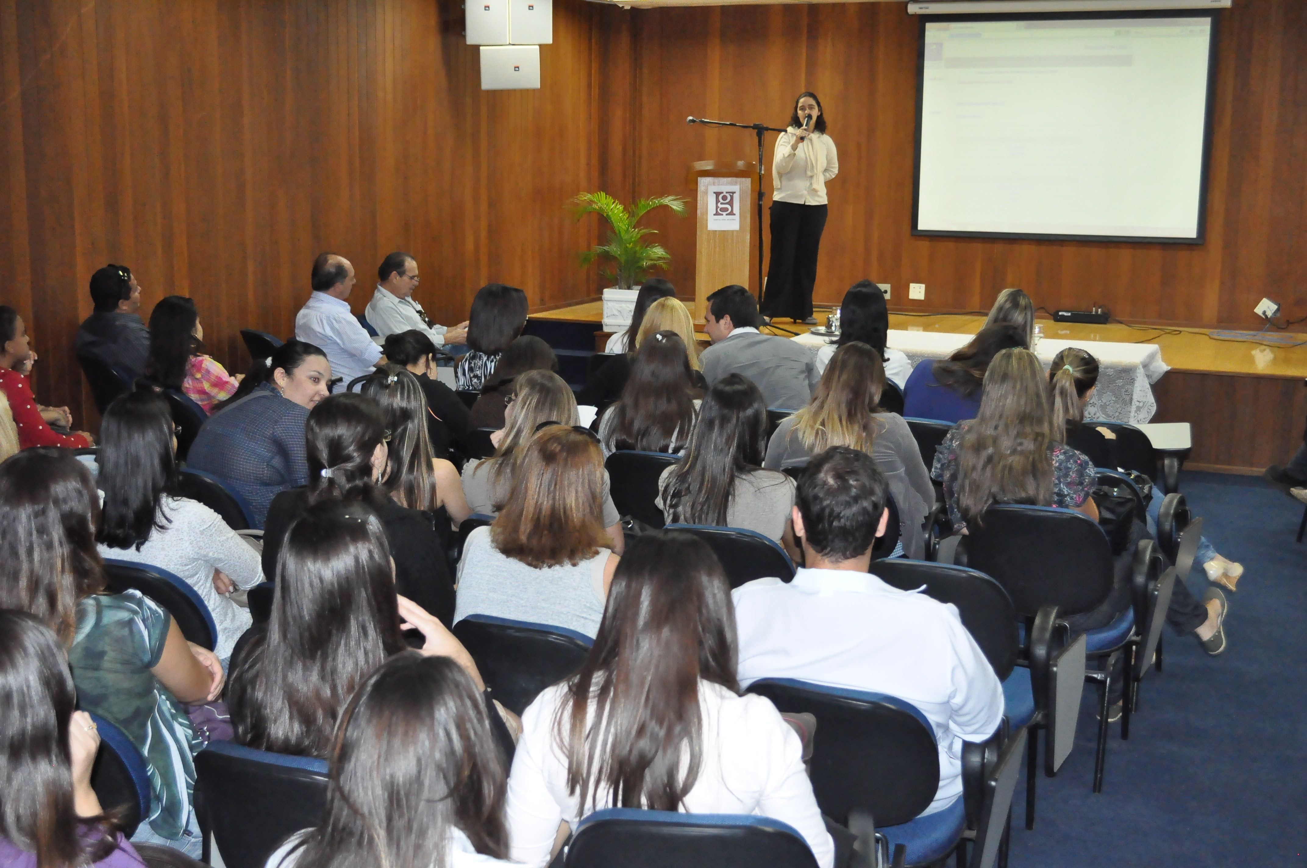 O Simpósio foi organizado em comemoração ao Dia Nacional do Psicólogo, a ser comemorado no próximo sábado (27) e teve também a participação de uma representação do Conselho Regional de Psicologia (CRP). (Foto: Fred Parente)