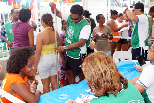 O Programa Prefeitura Presente continua levando os serviços oferecidos pela prefeitura à comunidade (Foto: Gerson Gomes)