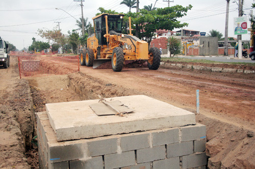 Para dar suporte aos investimentos e projetos de desenvolvimento, a prefeitura está duplicando a rodovia RJ 216 (Foto: Antônio Leudo)