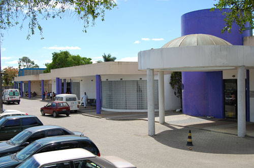 O exame é oferecido pelo laboratório Novartis que colocou equipamento e profissionais para operá-lo durante esses dois dias no hospital o dia todo (Foto: Antônio Leudo)