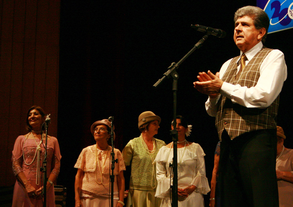 Os seresteiros têm encontro marcado nesta quinta-feira (27), às 20h30, no Teatro Trianon (Foto: Divulgação)