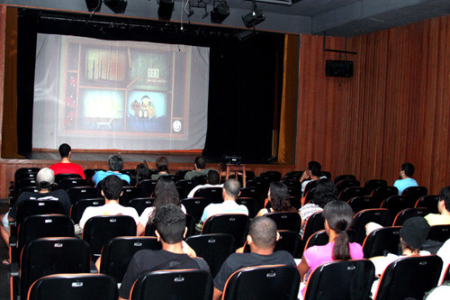 Centenas de pessoas prestigiaram um dos maiores eventos de cinema do Brasil, que aconteceu no auditório Amaro Prata Tavares, no Palácio da Cultura. (Foto: Jônatas Manhães)