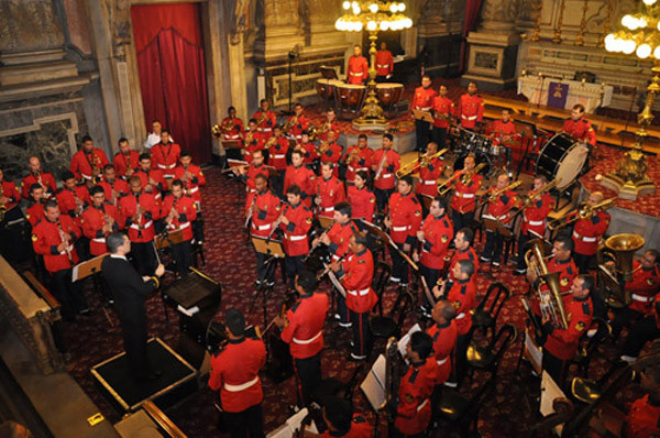 Pela primeira vez em Campos, a Banda Marcial dos Fuzileiros vai participar do evento da Secretaria de Educação (Foto: Divulgação)